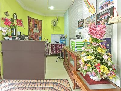 OYO 90740 Paddington Lodge