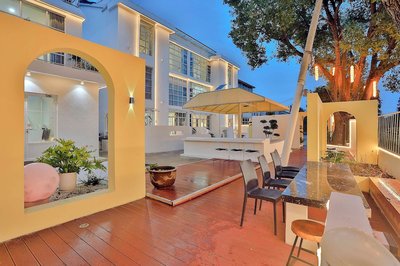 Shanghai Yinshu Courtyard Garden Hotel