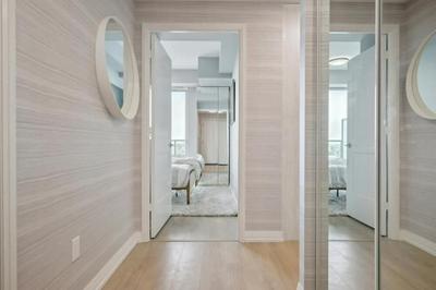 Upscale Condo in Downtown Toronto