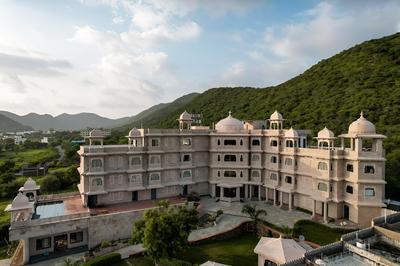 Traavista Aravali Mahal