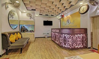 HOTEL ROYAL CROWNE