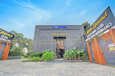 Fabhotel New Moshi Grrand
