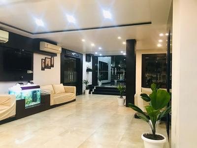 Hotel Park Plaza Varanasi