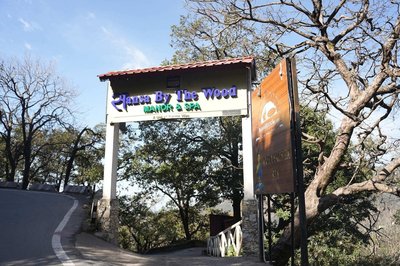 Sansa By The Woods - Manor Mussoorie