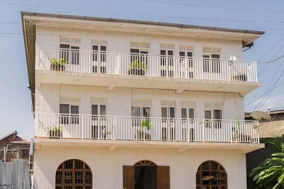 Raja Excelsior Hotel