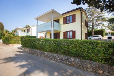 Daila Apartments