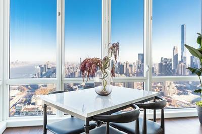 2 Bedroom-Manhattan BIG Apple