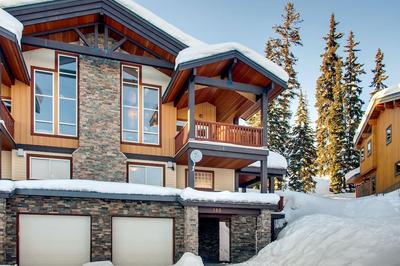 365 Moonshine Crescent by Okanagan Premier