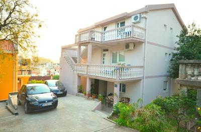 Apartments Cenic