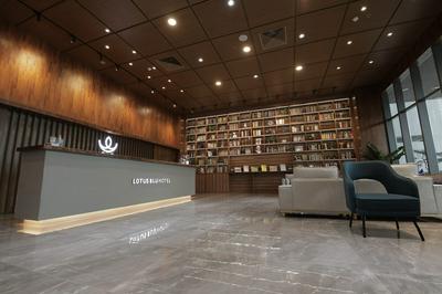 LOTUS BLU HOTEL NAGA