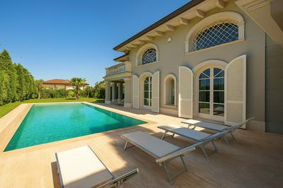 Villa Forte dei Marmi Pool & Garden