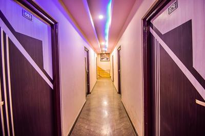 OYO 36444 Hotel Prabhave & Dining Hall