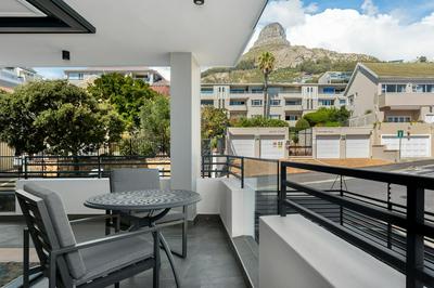 Central Minimalist 1bed by the Ocean The Bantry