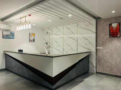 ROOTS  Coastal Dine Restaurant & Lodging