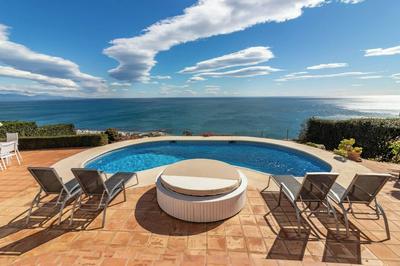 Magnificent Villa Near Sotogrande Exceptional View