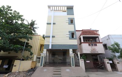 OYO 14934 Kalyani Grand