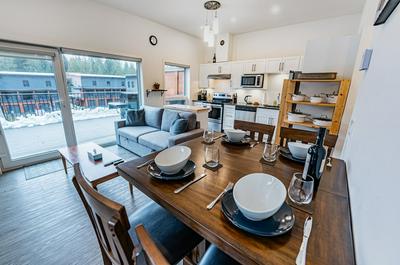 Niska’s Den by Revelstoke Vacations