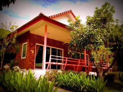 Theerama Cottage Resort