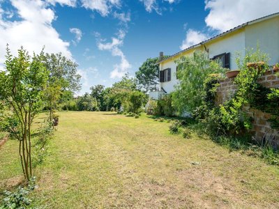Elegant Holiday Home in Fabrica di Roma near Theatre