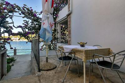 Nikola - 5 m From Beach - A pr