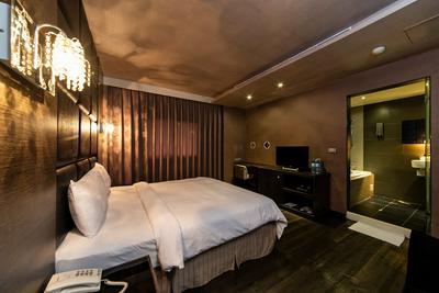 The River Fashion Hotel