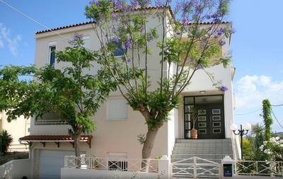 Armonia Apartments & Studios