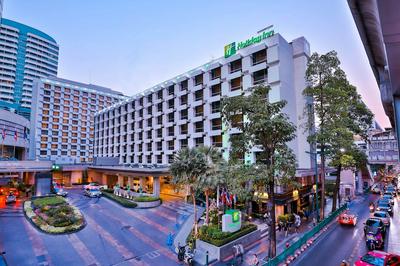Holiday Inn Bangkok by IHG