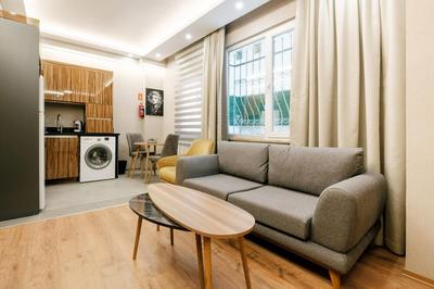 Compact Flat 8 min to Torium Mall in Beylikduzu