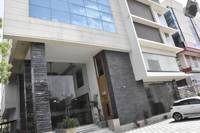 Jagrati Vinn by Vesta