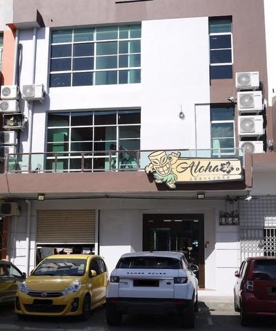 Aloha Capsule Hostel