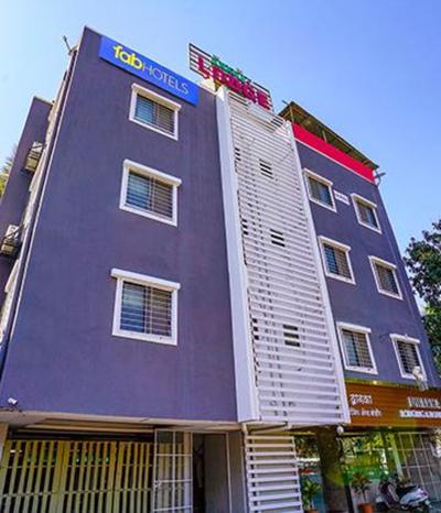 Fabhotel Dwarka Lodging & Boarding