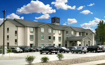 Cobblestone Hotel & Suites-RussellsPoint