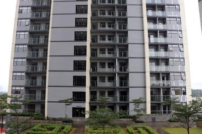 Comfort And Minimalist 2Br At Daan Mogot City Apartment