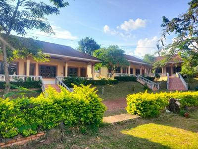 Leokhamphasurt Resort