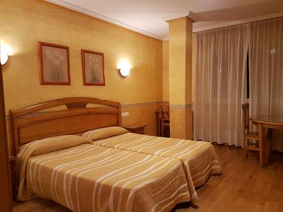 APH Infanta Mercedes