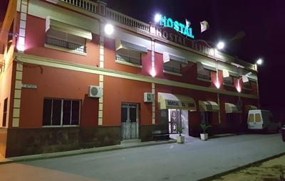 Hostal Restaurante el Lirio