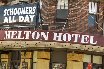 Melton Hotel