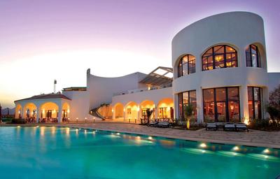 Reef Oasis Blue Bay Resort