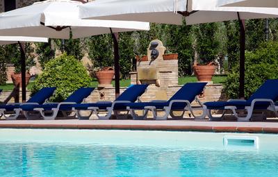 Renia Studios Standard Studio Overlooking the Swimming Pool