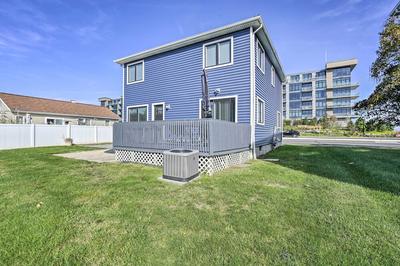 Long Branch Getaway: Grill, 1 Block to Beach!