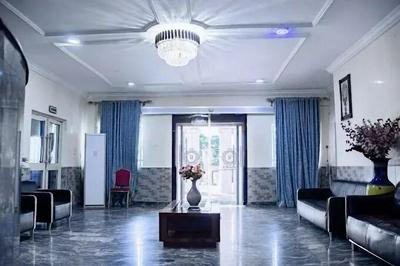 Dalice Hotel and Suites