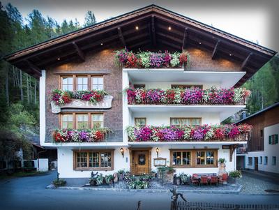 HAUSEREI Design & Kräuterhotel