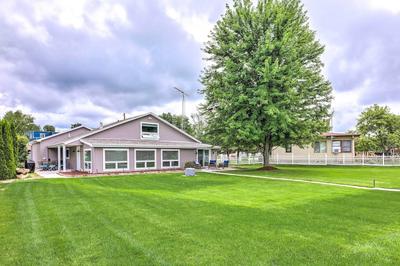 Cascade Lakefront Home: Boat Dock, Fire Pit!