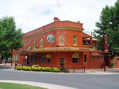The Commercial Hotel