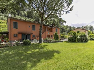 Holiday Home Tuscany With Pool Access