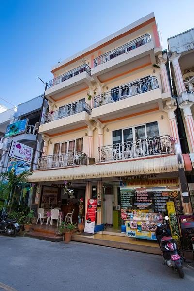 Hotel Grand Orchid Inn