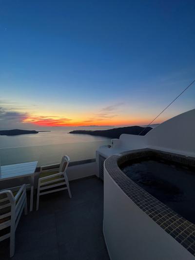 Unique Suites