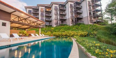 Luxury Condo with Sea View