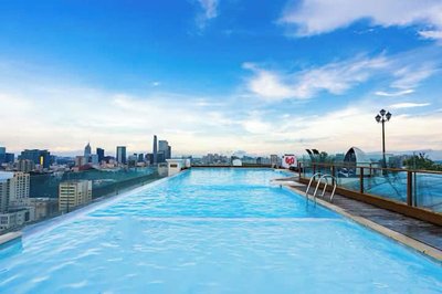 Vertex Luxstay L'eman The MarQ Residence