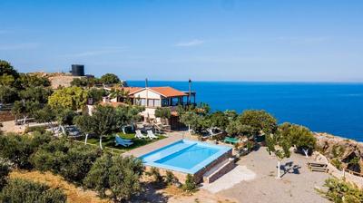 Villa Akrolithos With Private Pool